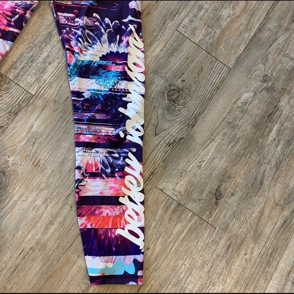 Betsey Johnson leggings and champion sport bra - Picture 6 of 7